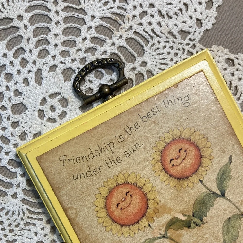 Vintage Sunflower Friendship Wall Plaque Hallmark